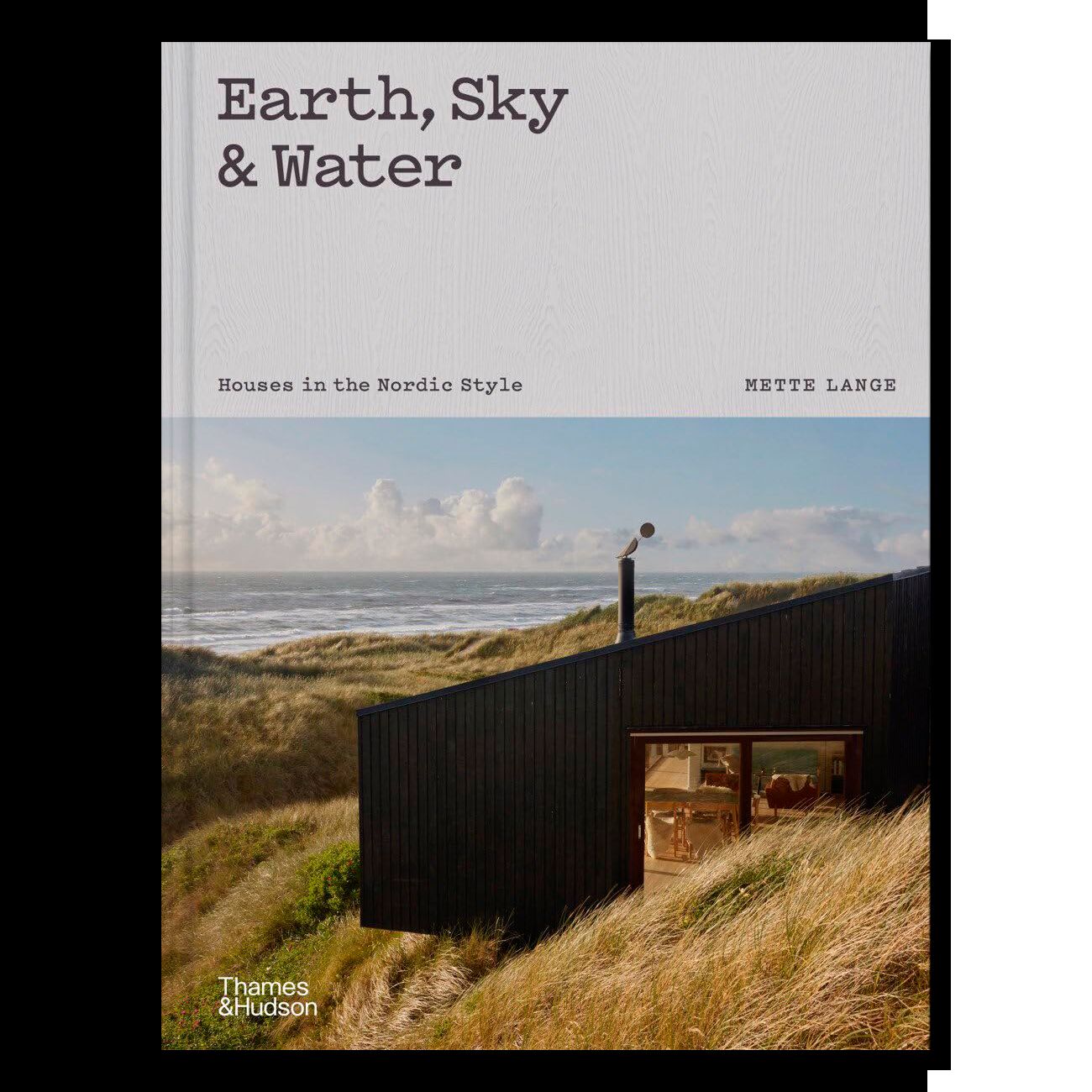 Earth, Sky and Water: Houses in the Nordic Style